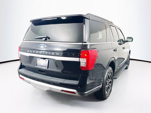 used 2024 Ford Expedition car, priced at $45,297