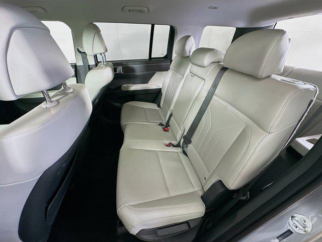 used 2024 Hyundai Santa Fe car, priced at $26,997
