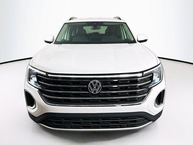 used 2025 Volkswagen Atlas car, priced at $32,987