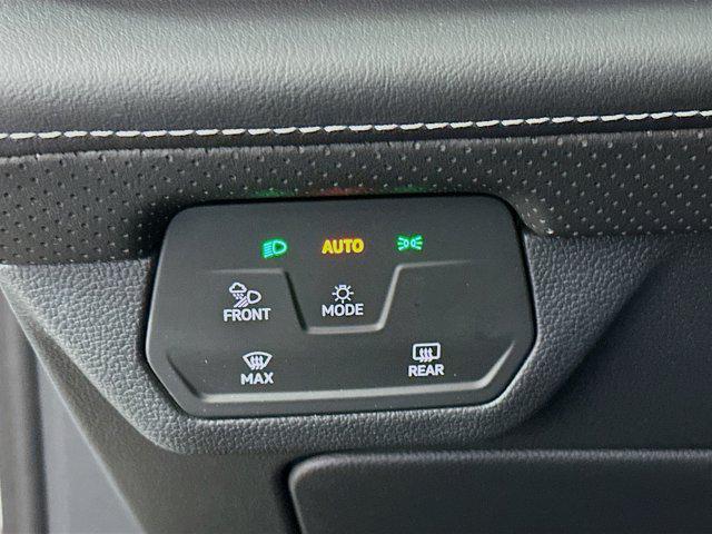 used 2025 Volkswagen Atlas car, priced at $32,987