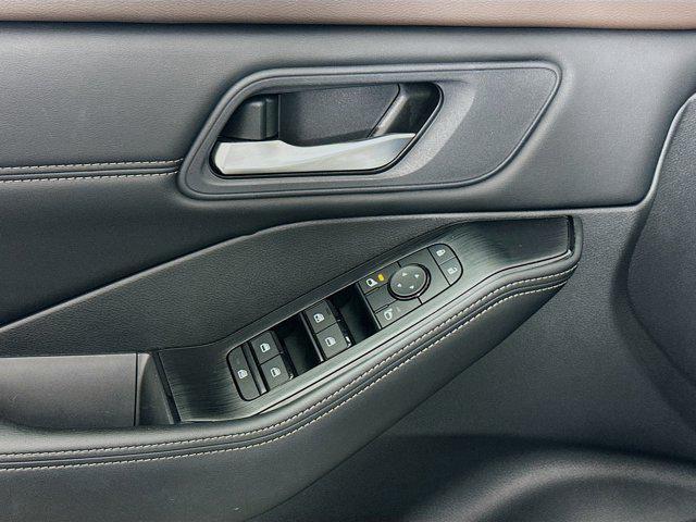 used 2023 Nissan Rogue car, priced at $20,987