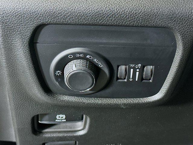 used 2024 Jeep Grand Cherokee car, priced at $28,397