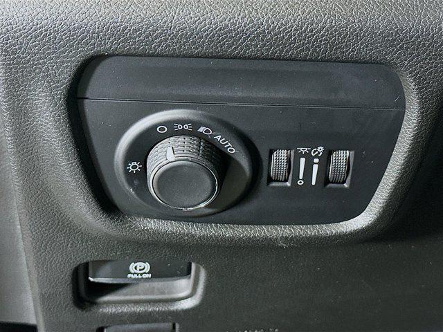 used 2024 Jeep Grand Cherokee car, priced at $24,897