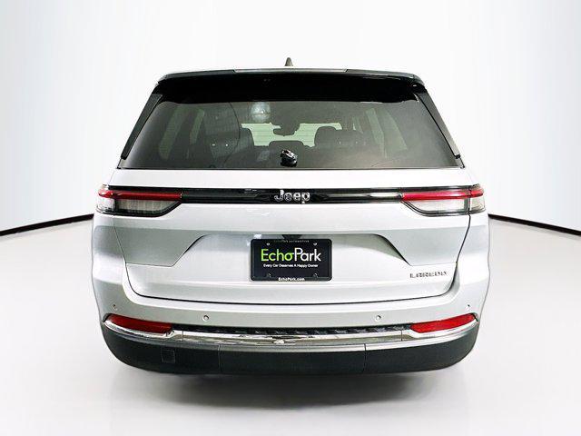 used 2024 Jeep Grand Cherokee car, priced at $24,897