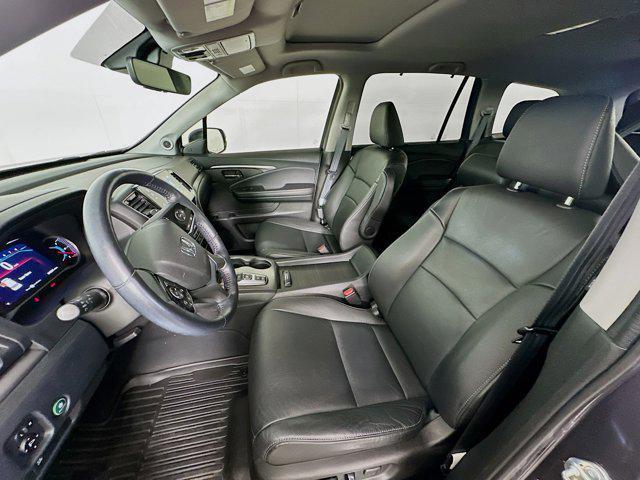 used 2021 Honda Pilot car, priced at $27,697