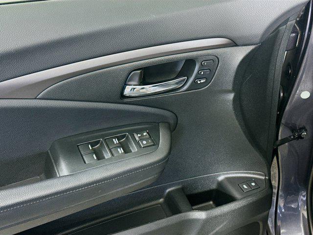 used 2021 Honda Pilot car, priced at $27,697