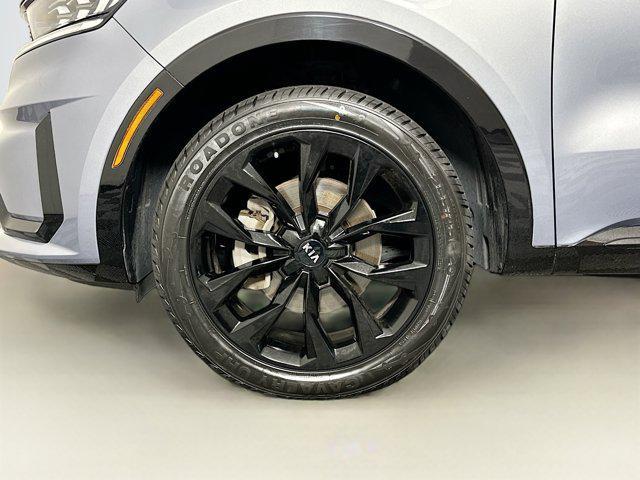 used 2021 Kia Sorento car, priced at $27,697