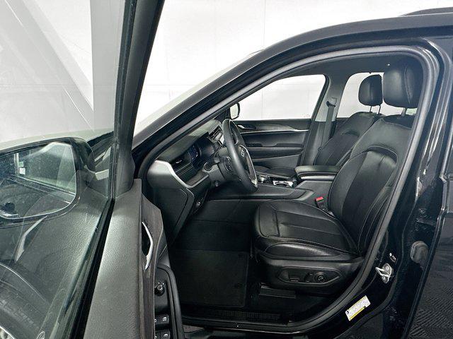 used 2023 Jeep Grand Cherokee car, priced at $29,987
