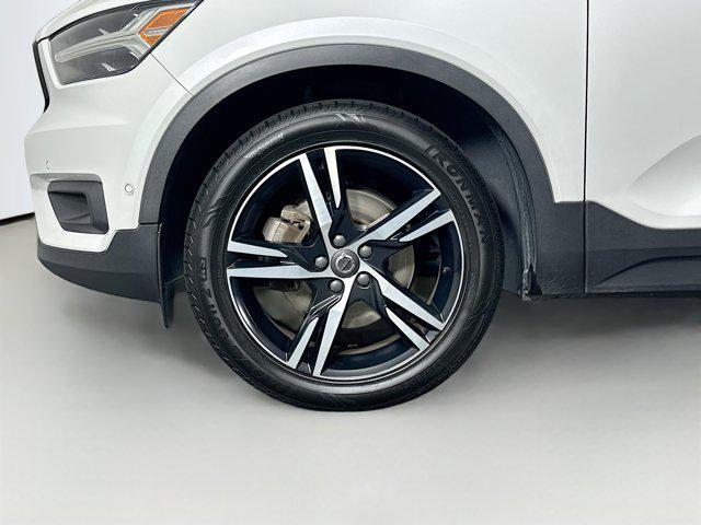 used 2019 Volvo XC40 car, priced at $21,499