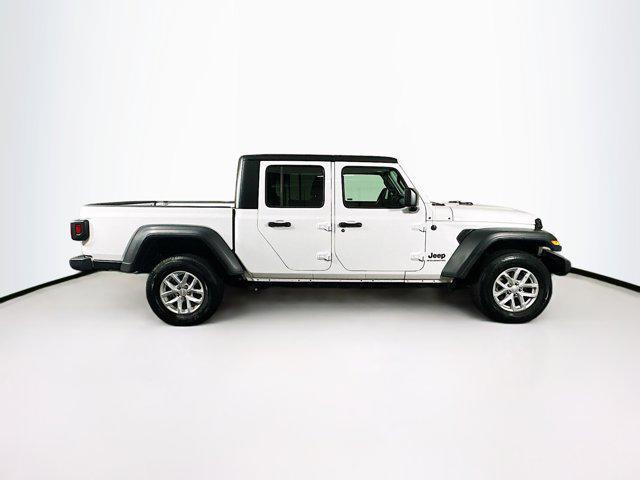 used 2023 Jeep Gladiator car, priced at $32,498