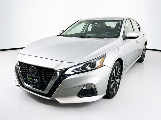 used 2022 Nissan Altima car, priced at $12,899
