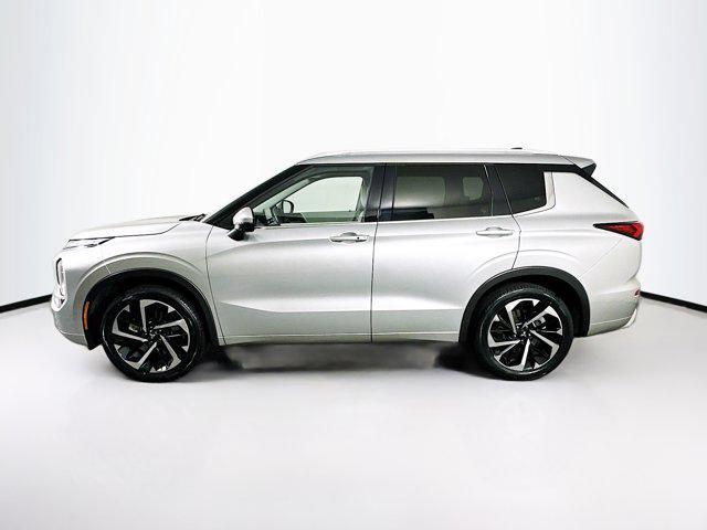 used 2024 Mitsubishi Outlander car, priced at $26,996