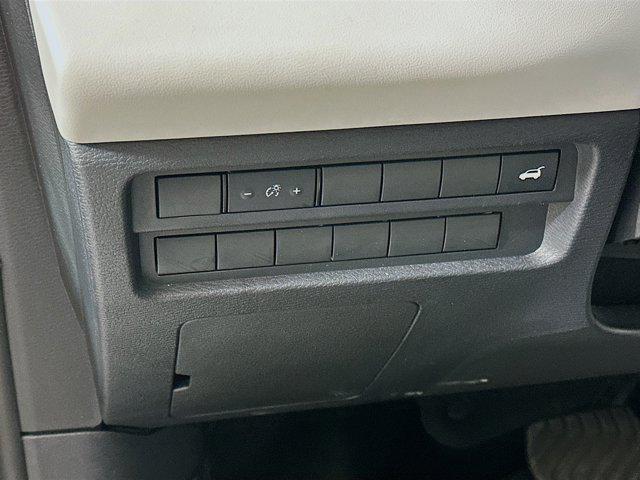 used 2024 Mitsubishi Outlander car, priced at $26,996