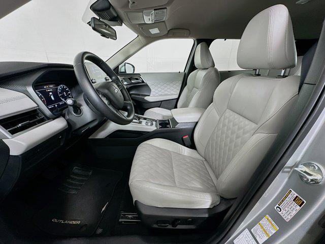 used 2024 Mitsubishi Outlander car, priced at $26,996