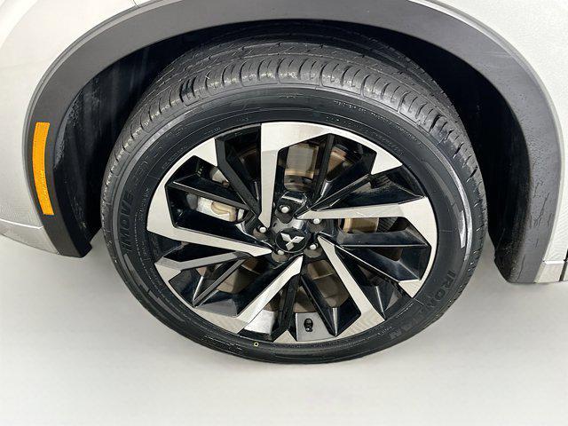 used 2024 Mitsubishi Outlander car, priced at $26,996