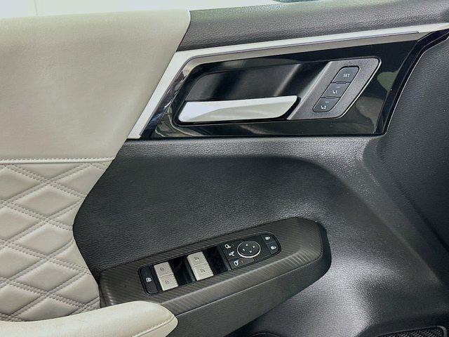 used 2024 Mitsubishi Outlander car, priced at $26,996