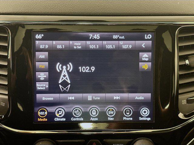 used 2022 Jeep Grand Cherokee car, priced at $25,597