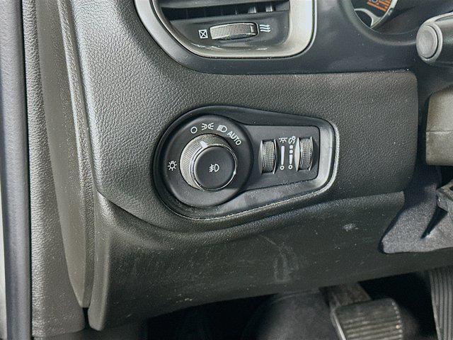 used 2021 Jeep Renegade car, priced at $19,997