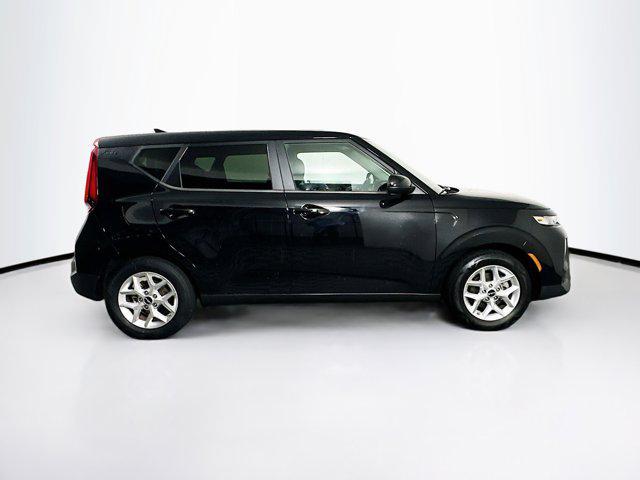 used 2022 Kia Soul car, priced at $14,399