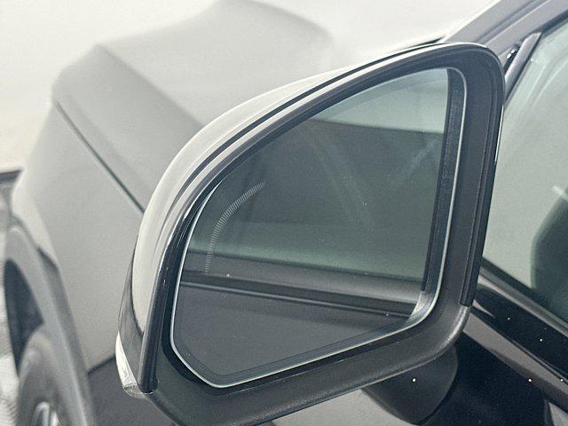 used 2024 Volvo XC40 car, priced at $30,487