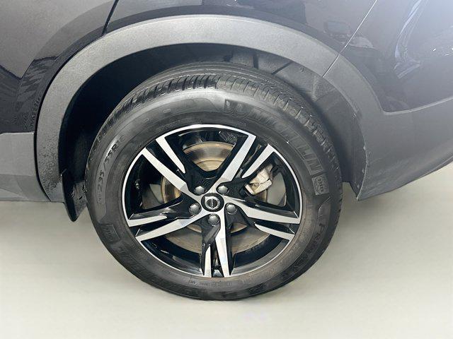 used 2024 Volvo XC40 car, priced at $30,487