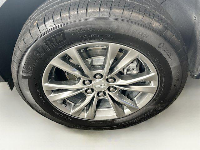 used 2023 Cadillac XT5 car, priced at $31,898