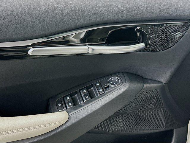 used 2023 Kia Seltos car, priced at $23,899
