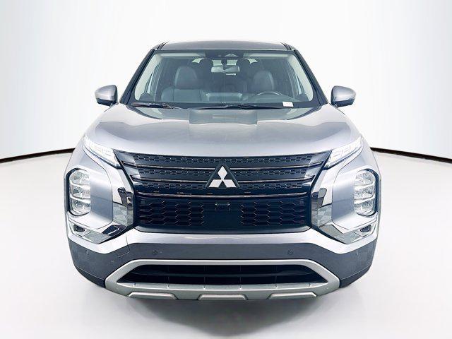 used 2024 Mitsubishi Outlander car, priced at $22,996