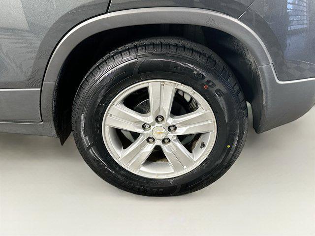 used 2020 Chevrolet Trax car, priced at $14,996