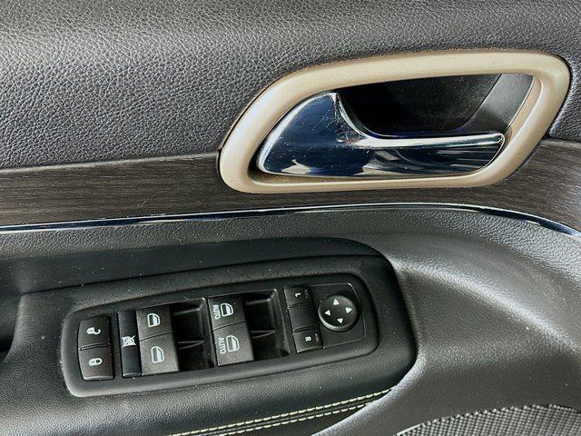 used 2015 Jeep Grand Cherokee car, priced at $15,997