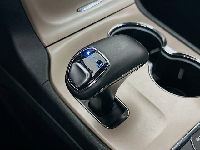 used 2015 Jeep Grand Cherokee car, priced at $15,997