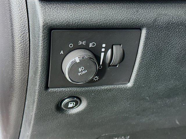 used 2015 Jeep Grand Cherokee car, priced at $15,997