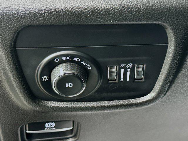 used 2022 Jeep Grand Cherokee L car, priced at $30,997