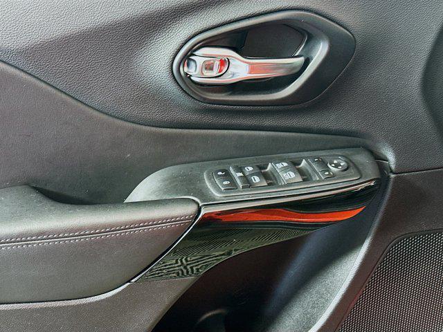 used 2021 Jeep Cherokee car, priced at $21,599
