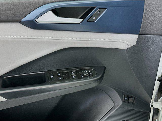 used 2024 Volkswagen Taos car, priced at $21,387