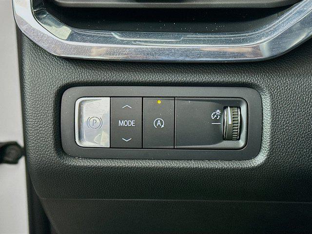 used 2025 GMC Acadia car, priced at $31,996