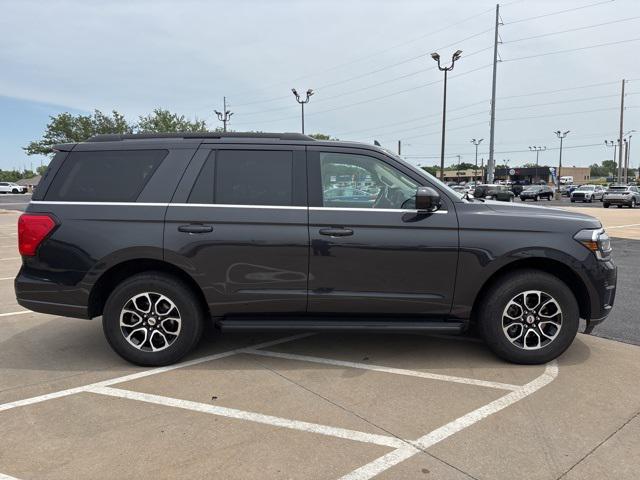 used 2024 Ford Expedition car, priced at $49,499