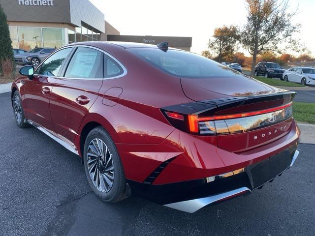 new 2024 Hyundai Sonata Hybrid car, priced at $32,490