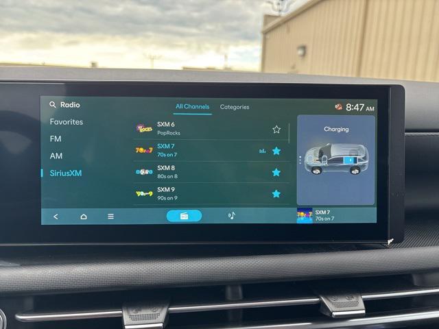 used 2025 Hyundai TUCSON Hybrid car, priced at $33,999