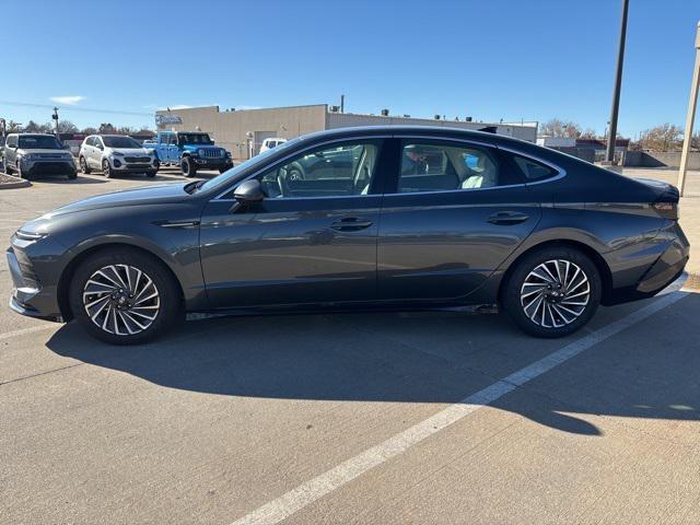 used 2024 Hyundai Sonata Hybrid car, priced at $31,999