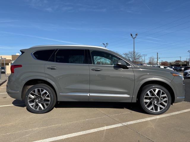 used 2023 Hyundai Santa Fe car, priced at $34,999