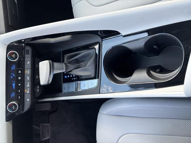 used 2025 Hyundai Elantra car, priced at $26,999