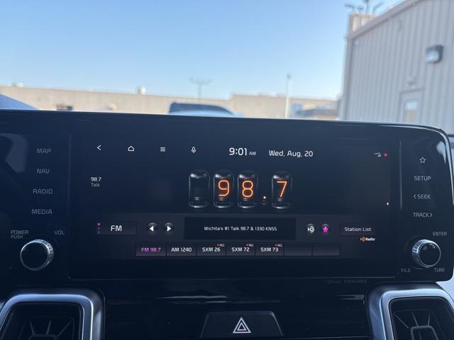 used 2022 Kia Sorento Hybrid car, priced at $29,999