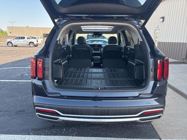 used 2022 Kia Sorento Hybrid car, priced at $29,999