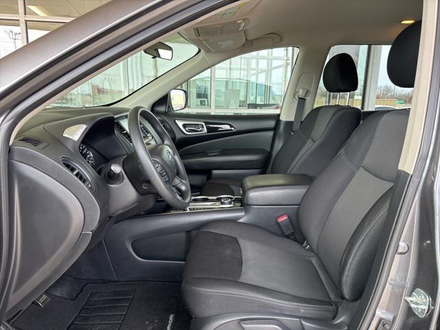 used 2019 Nissan Pathfinder car, priced at $18,999