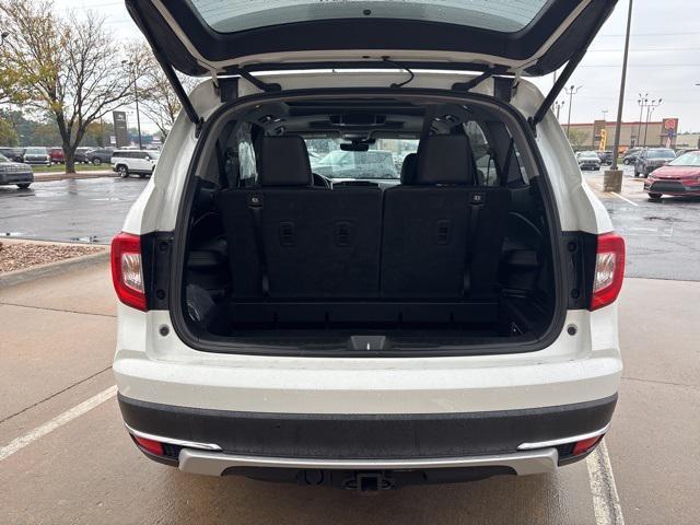 used 2021 Honda Pilot car, priced at $29,999