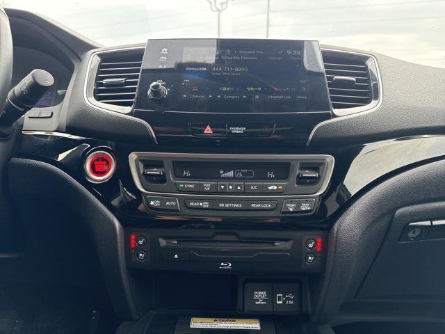 used 2021 Honda Pilot car, priced at $29,999