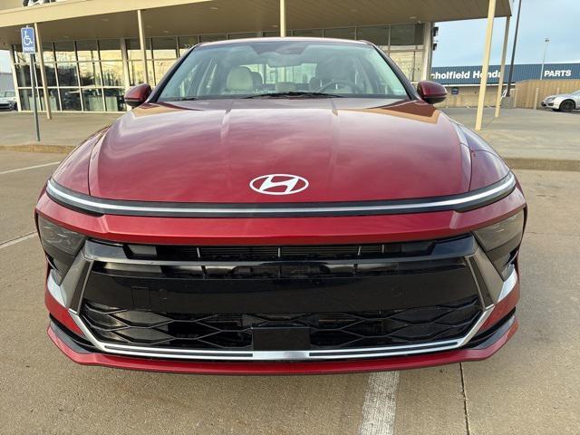 used 2025 Hyundai Sonata car, priced at $24,999