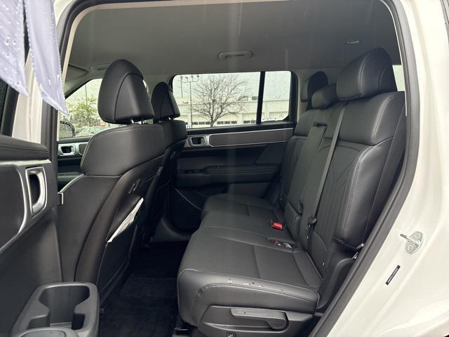 used 2025 Hyundai Santa Fe car, priced at $37,999
