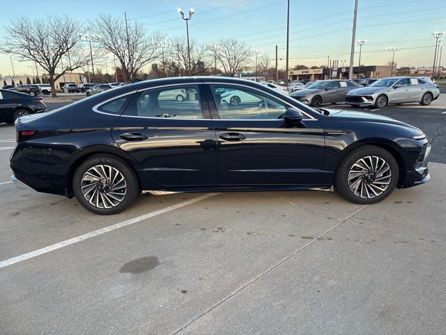 used 2024 Hyundai Sonata Hybrid car, priced at $31,999